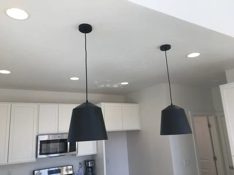 kitchen pendant light install in Ivins